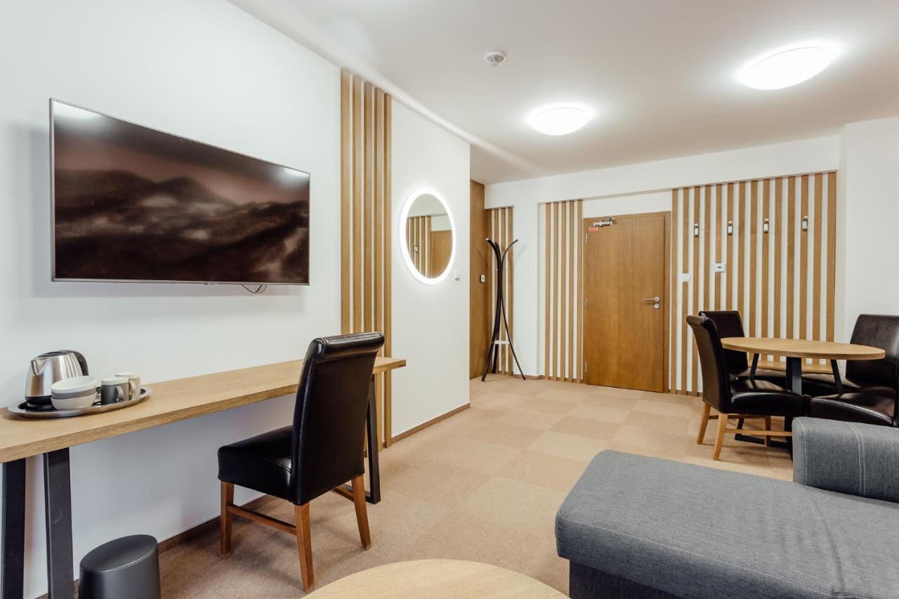 Apartmany Humno Valca Luaran gambar